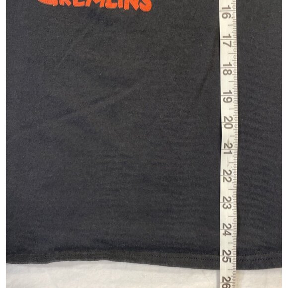 Small Black Gremlins Movie Gizmo Graphic T-Shirt - Picture 5 of 6